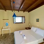 Kea's Sunset Stone Retreat * Koundouros