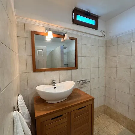 Kea's Sunset Stone Retreat Holiday home Koundouros