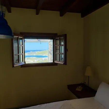 Holiday home Kea's Sunset Stone Retreat Koundouros